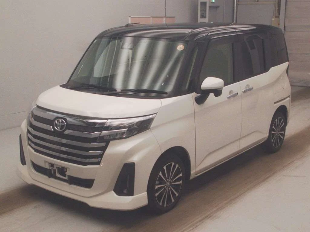 Toyota Roomy M900A 2024