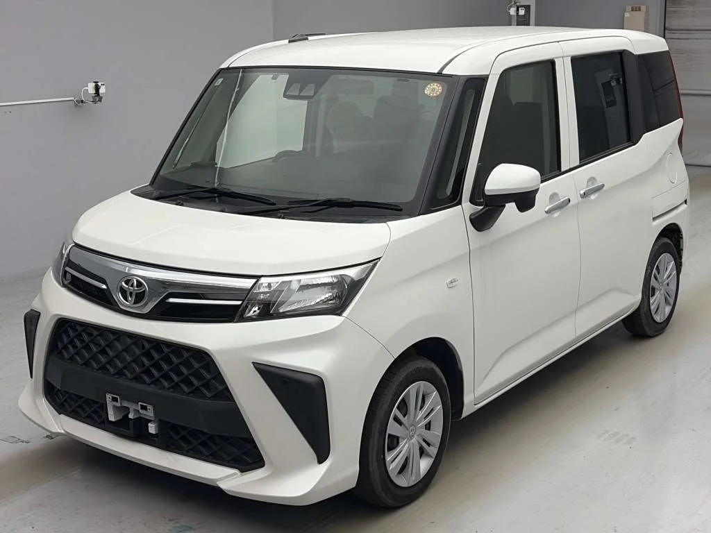 Toyota Roomy M900A 2022