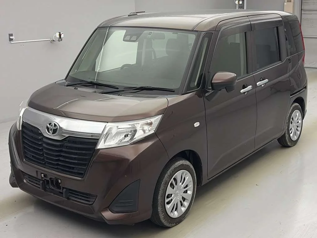 Toyota Roomy M900A 2019