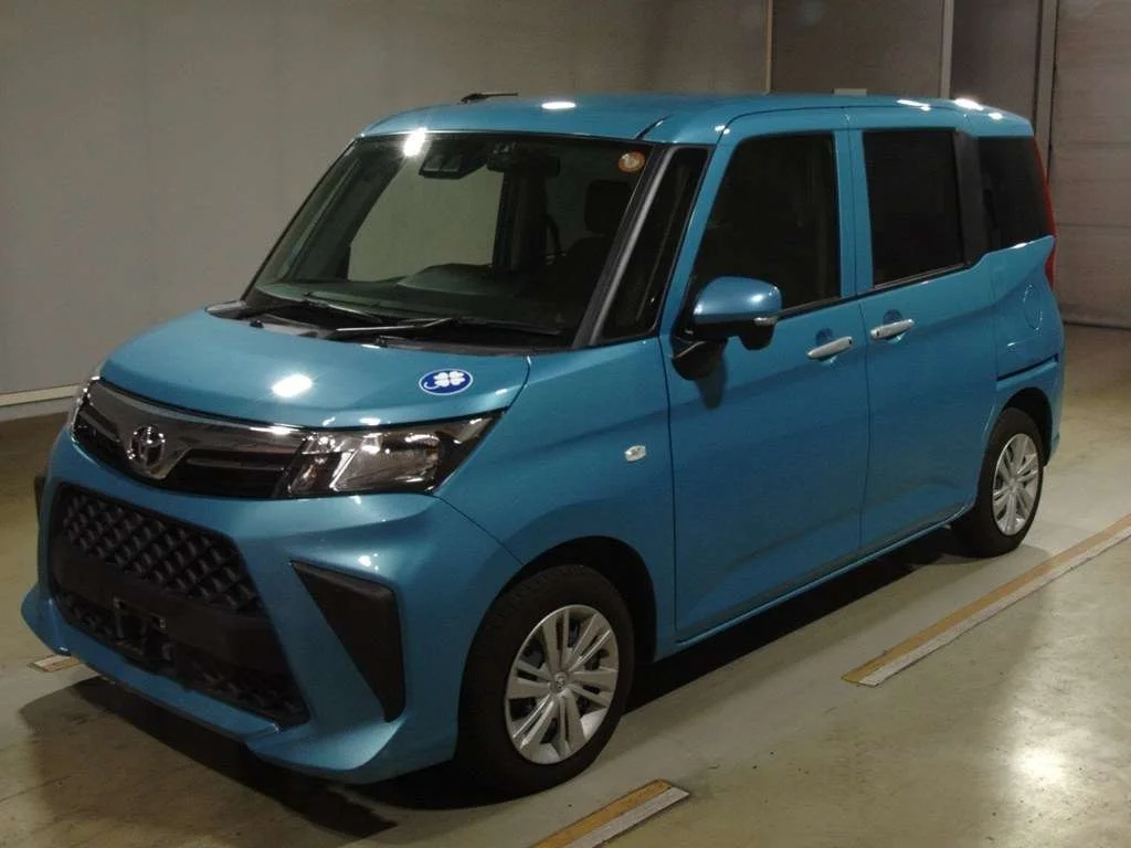 Toyota Roomy M900A 2023
