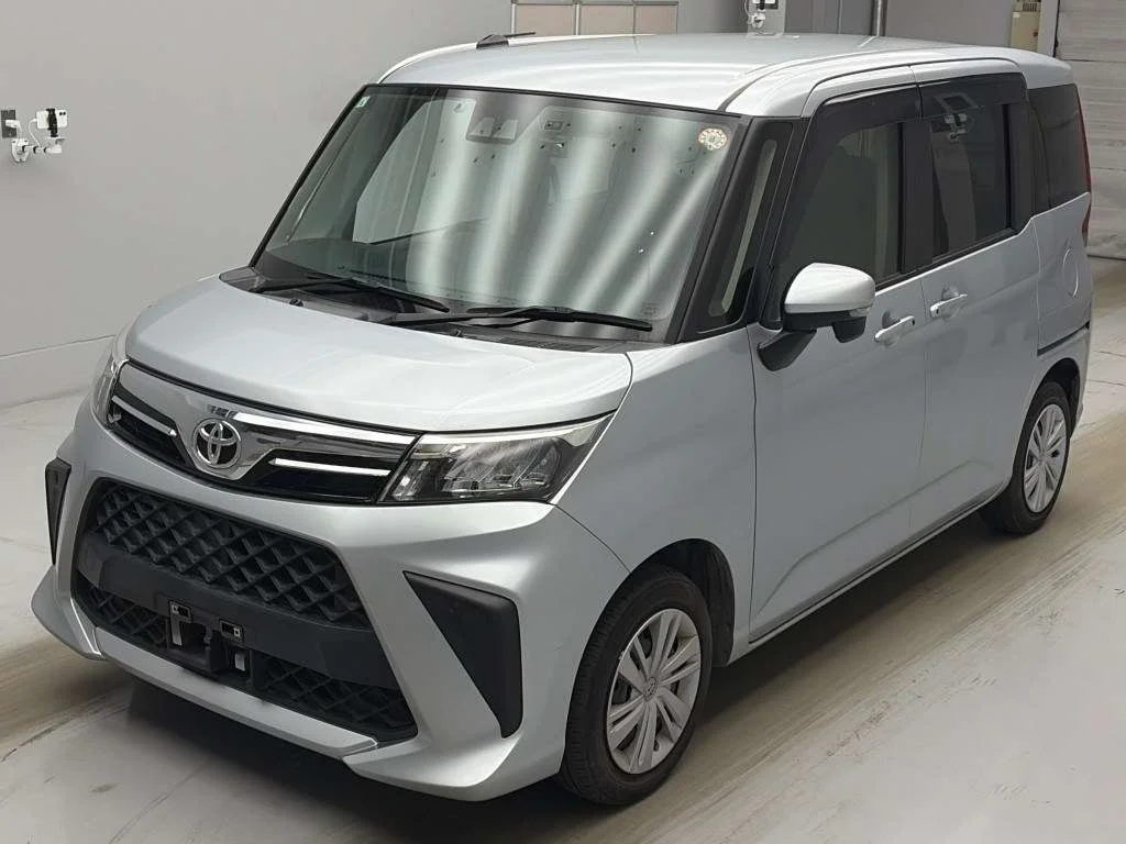 Toyota Roomy M900A 2023