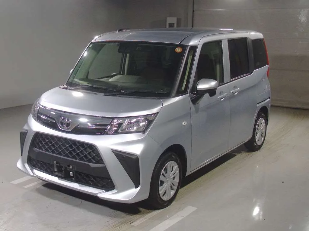 Toyota Roomy M900A 2022