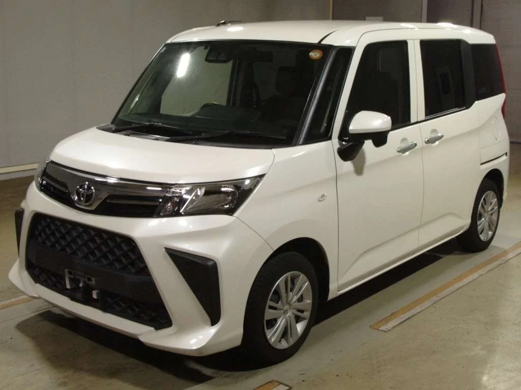 Toyota Roomy M900A 2022