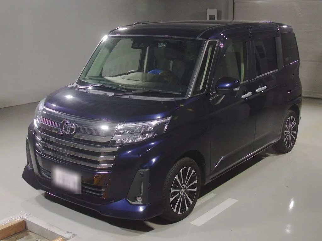 Toyota Roomy M900A 2021