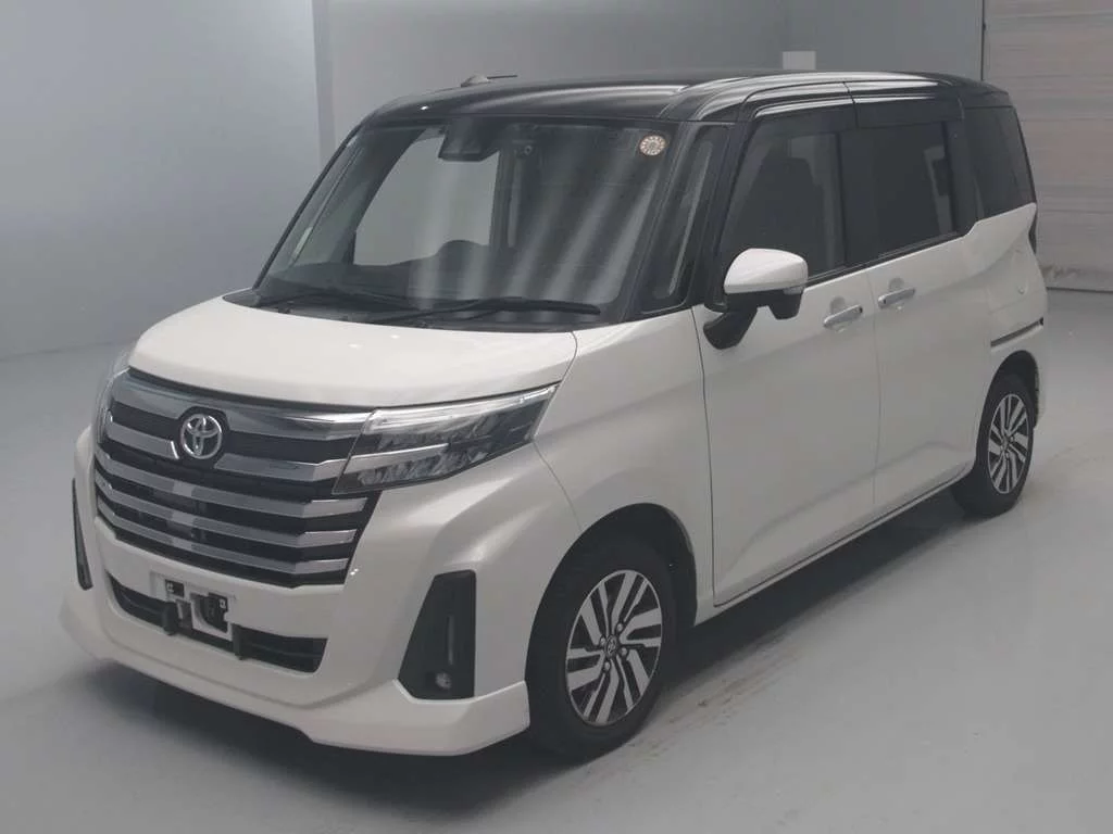 Toyota Roomy M900A 2022