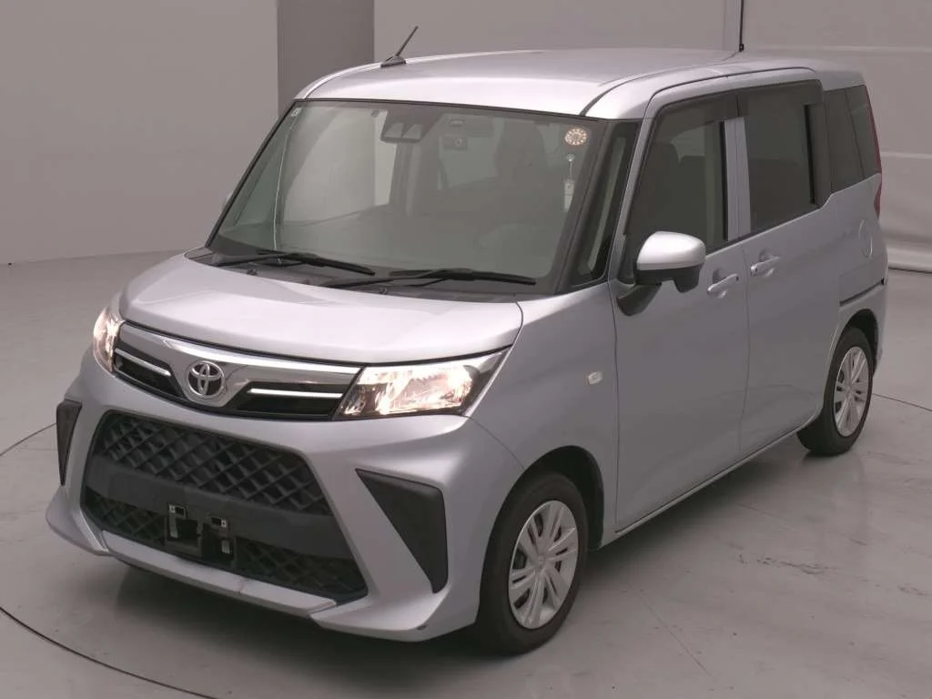 Toyota Roomy M900A 2021