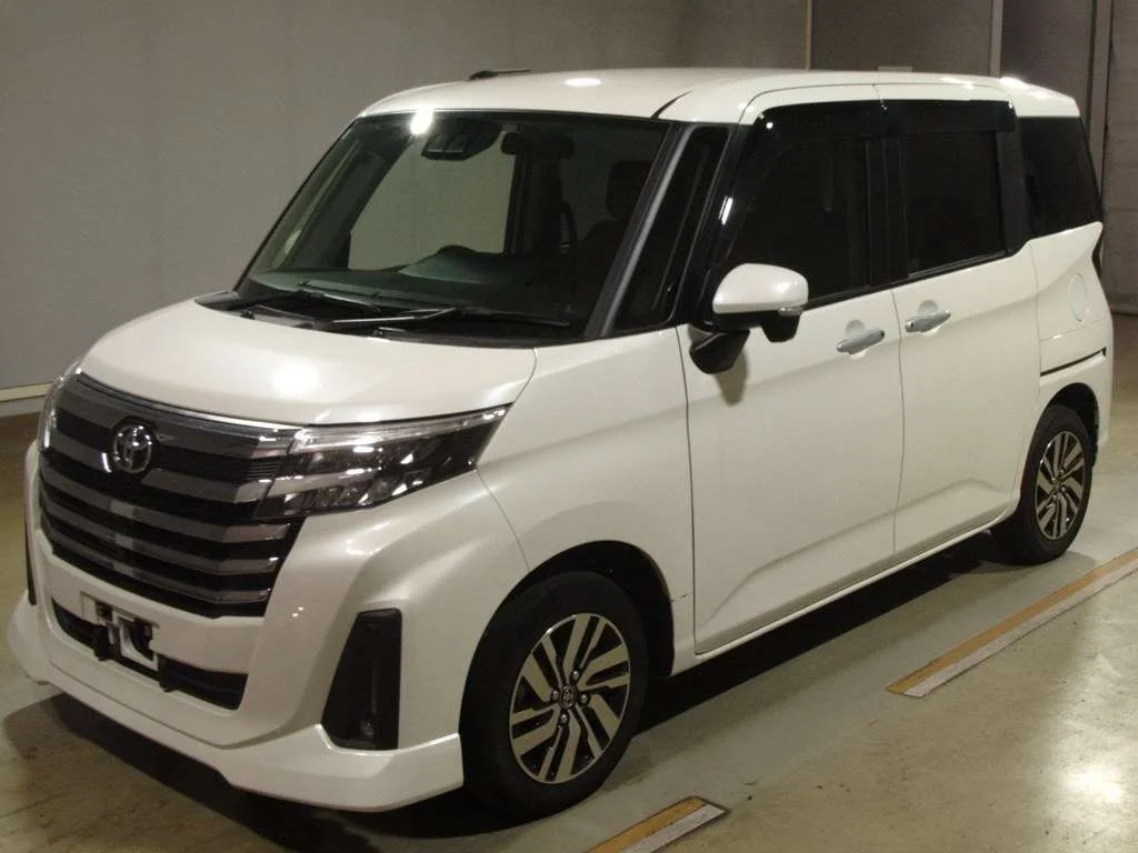 Toyota Roomy M900A 2023