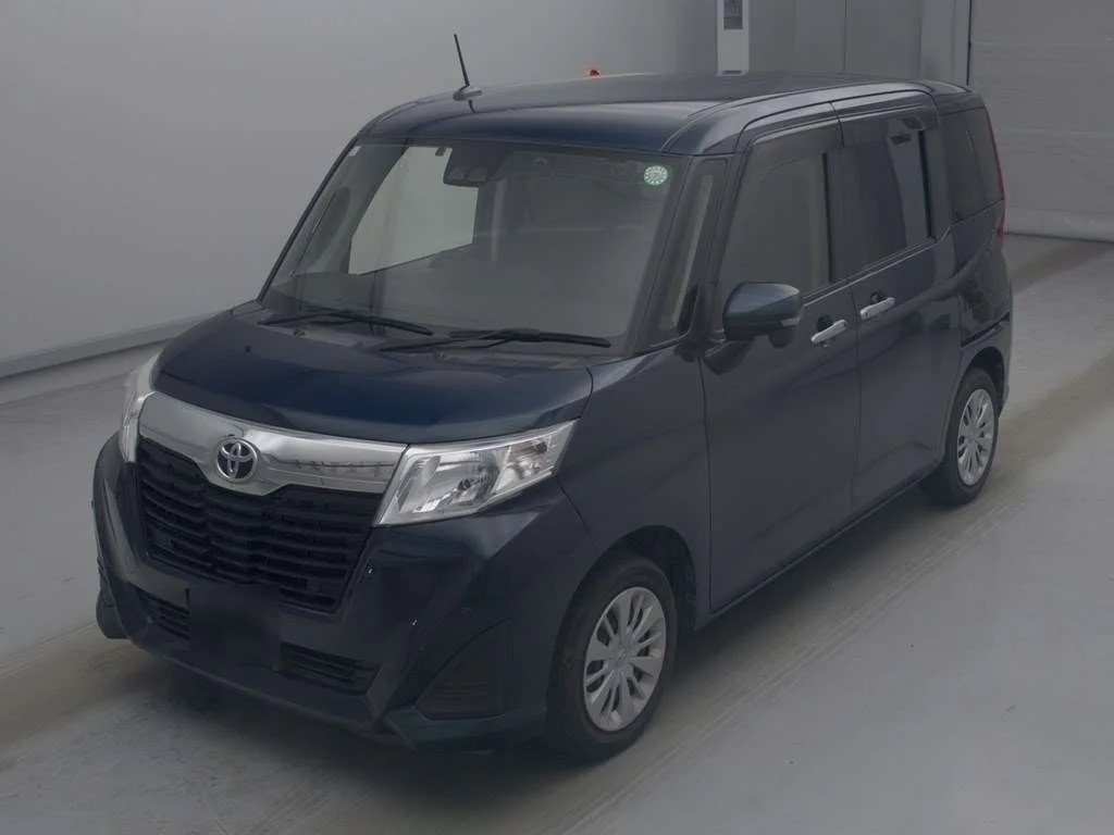 Toyota Roomy M900A 2019