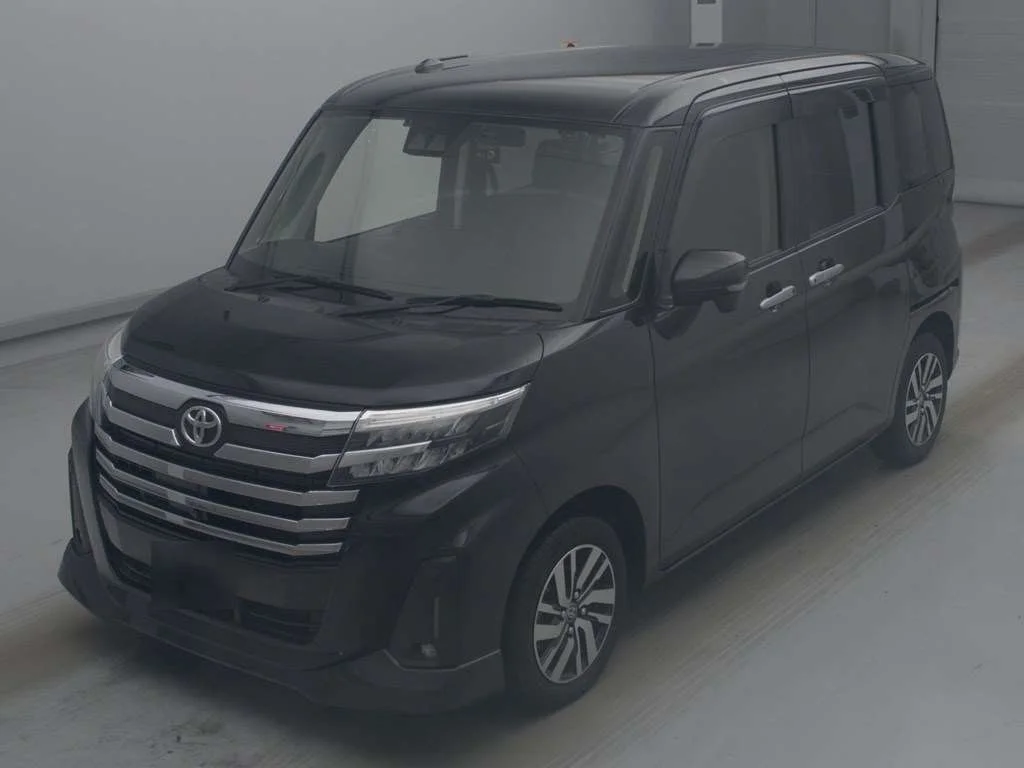 Toyota Roomy M900A 2021