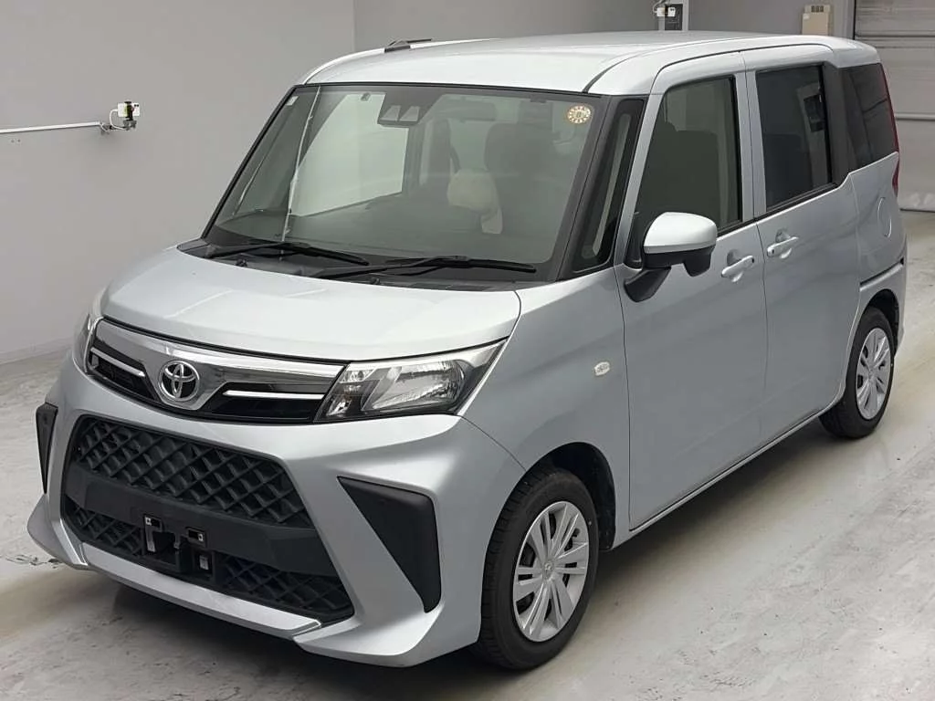 Toyota Roomy M900A 2022