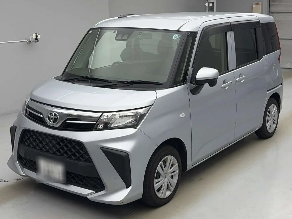 Toyota Roomy M900A 2024