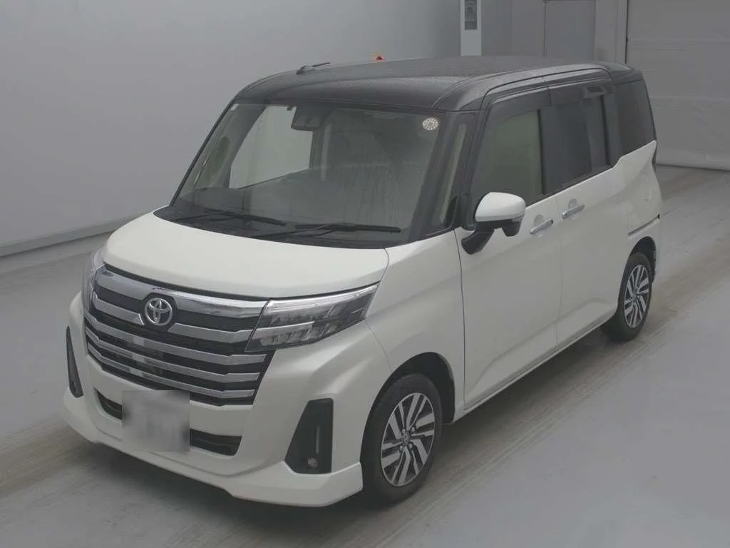 Toyota Roomy M900A 2025
