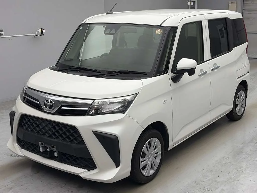 Toyota Roomy M900A 2021