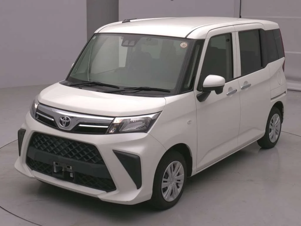 Toyota Roomy M900A 2021