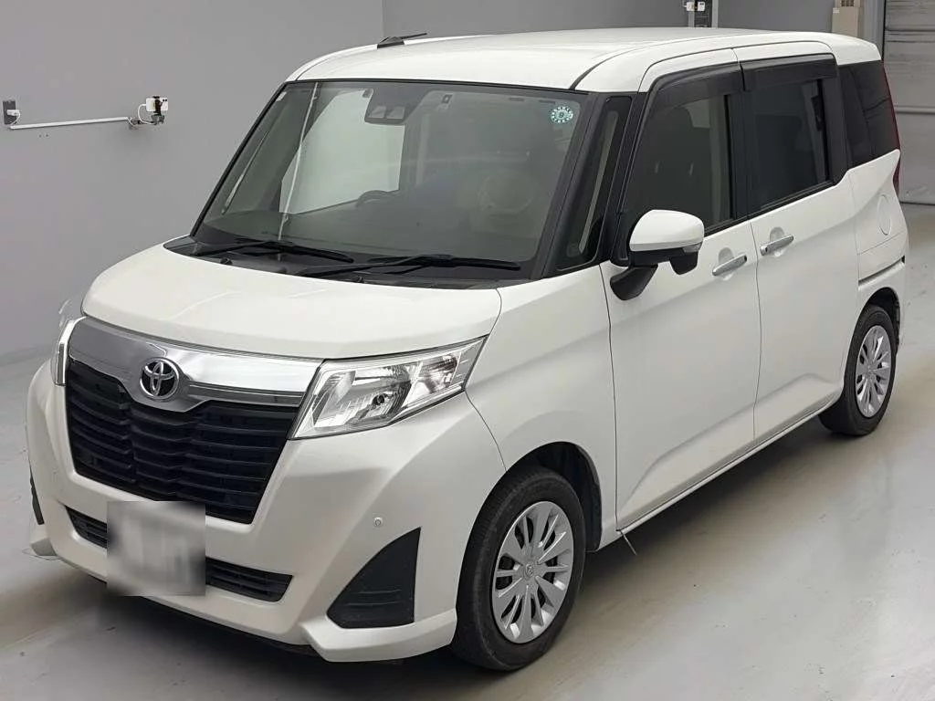 Toyota Roomy M900A 2020