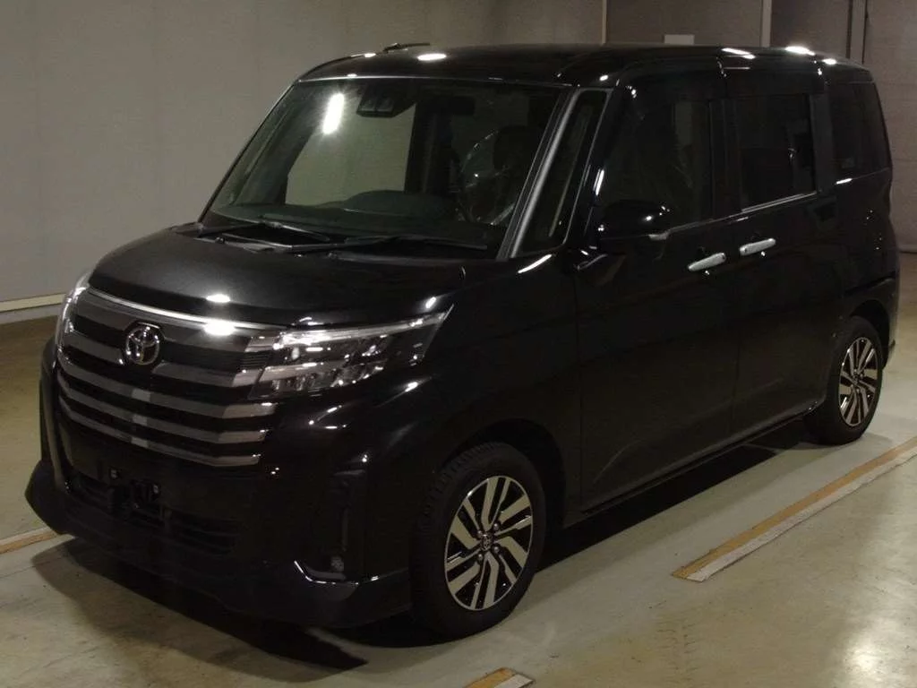 Toyota Roomy M900A 2023