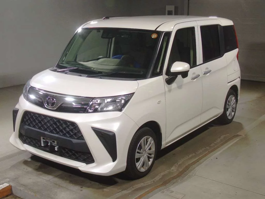 Toyota Roomy M900A 2021