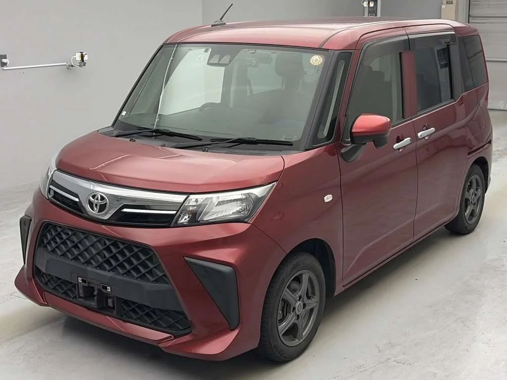 Toyota Roomy M900A 2021