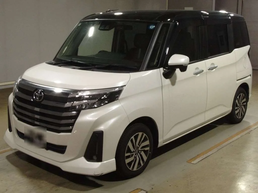 Toyota Roomy M900A 2022