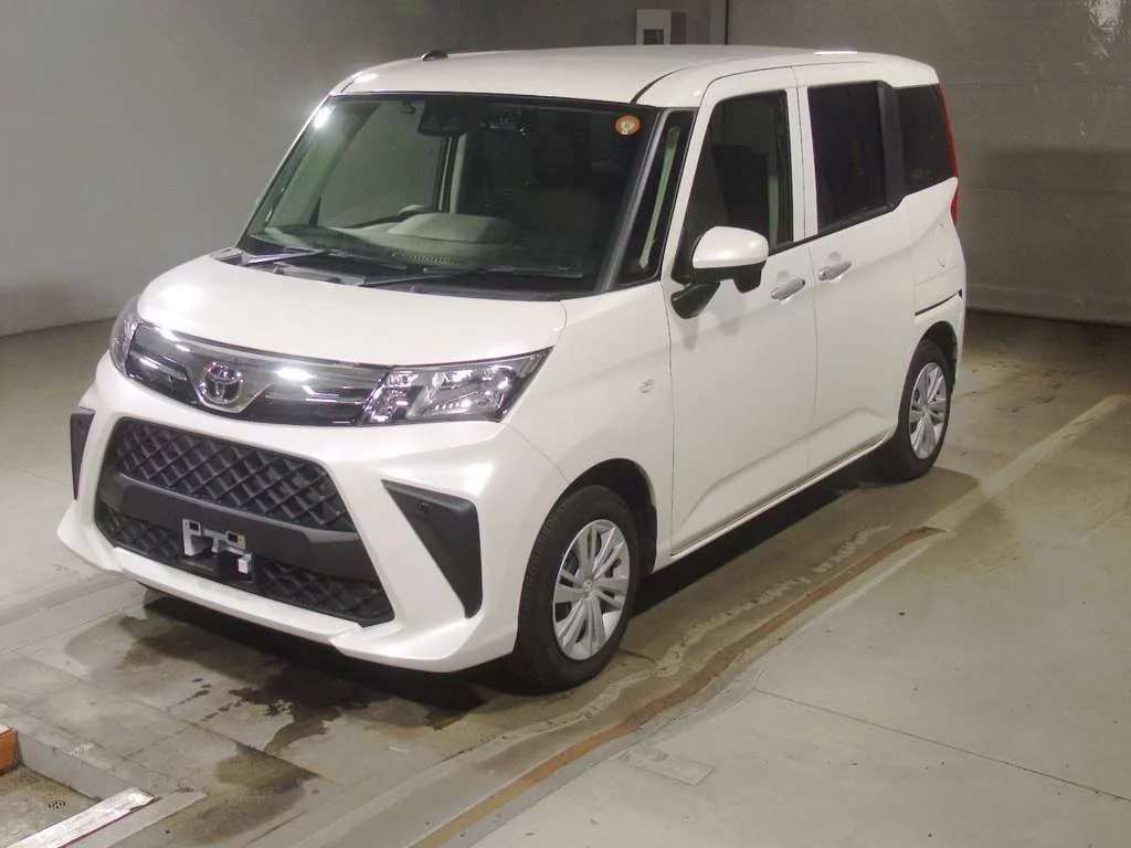 Toyota Roomy M900A 2021