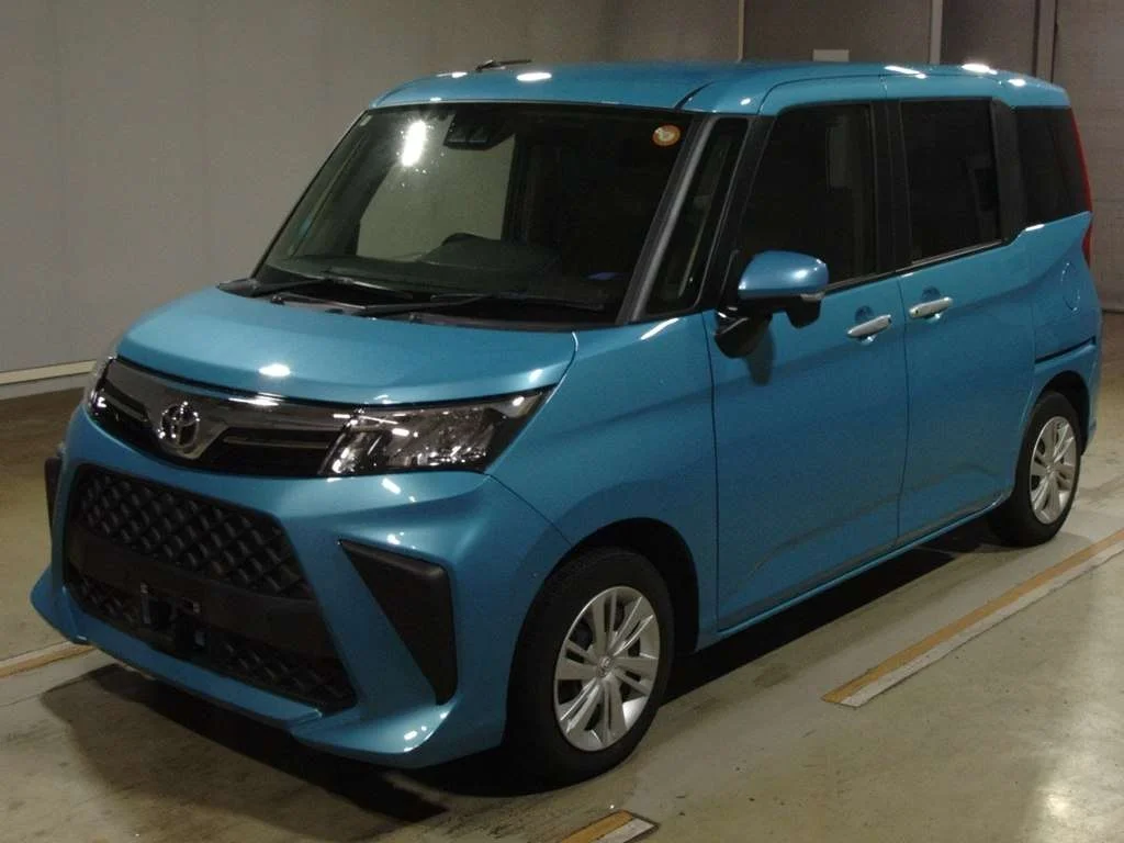 Toyota Roomy M900A 2024