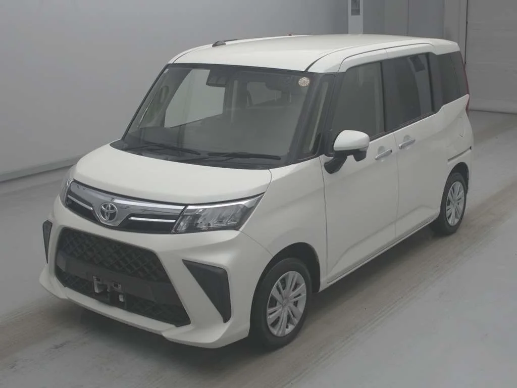 Toyota Roomy M900A 2023