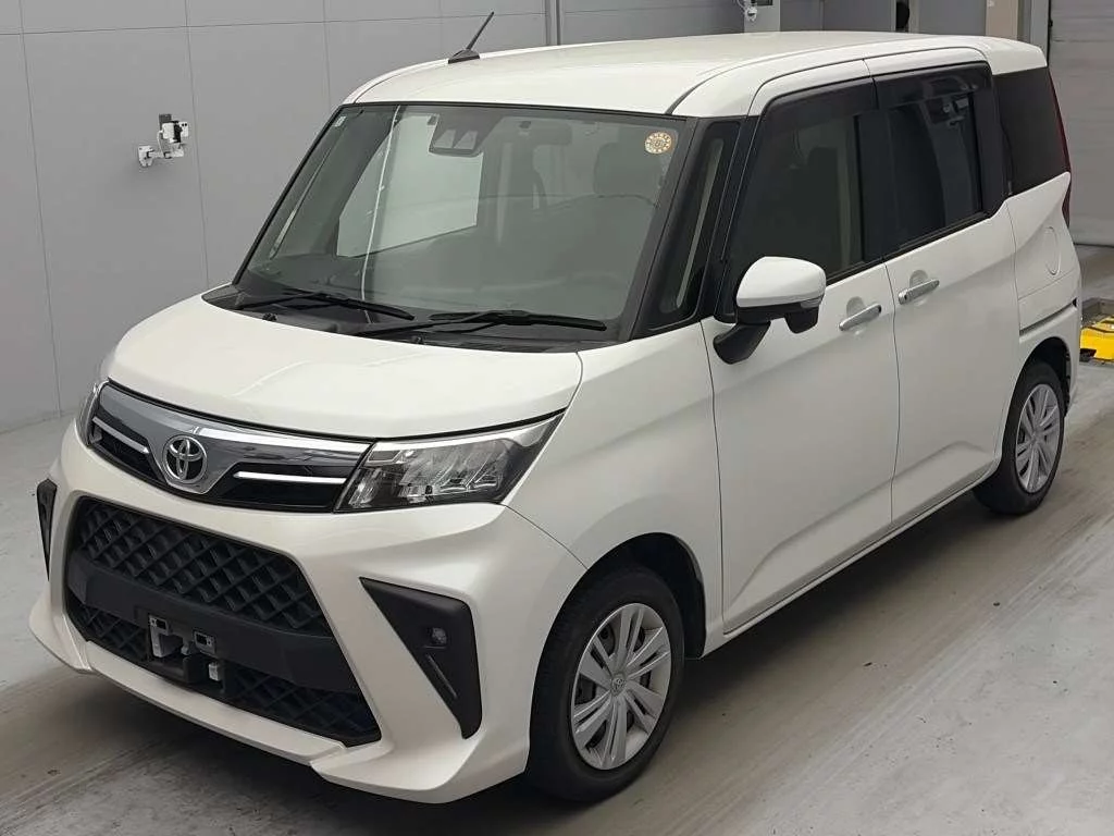 Toyota Roomy M900A 2023