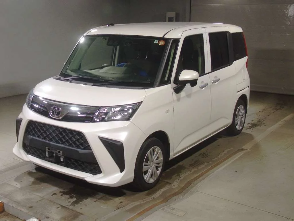 Toyota Roomy M900A 2021
