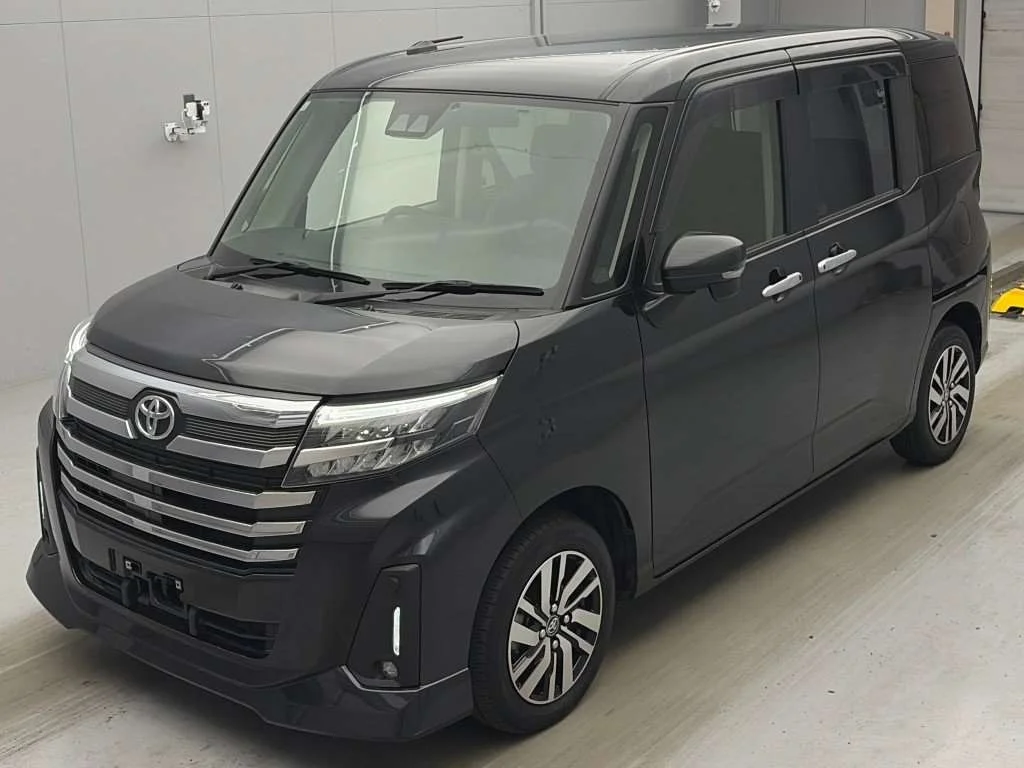 Toyota Roomy M900A 2023