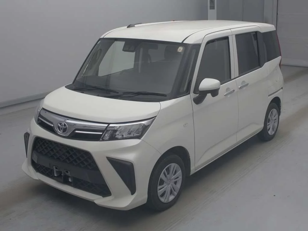 Toyota Roomy M900A 2024