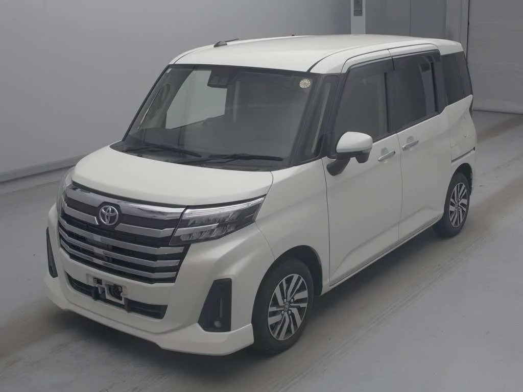 Toyota Roomy M900A 2023