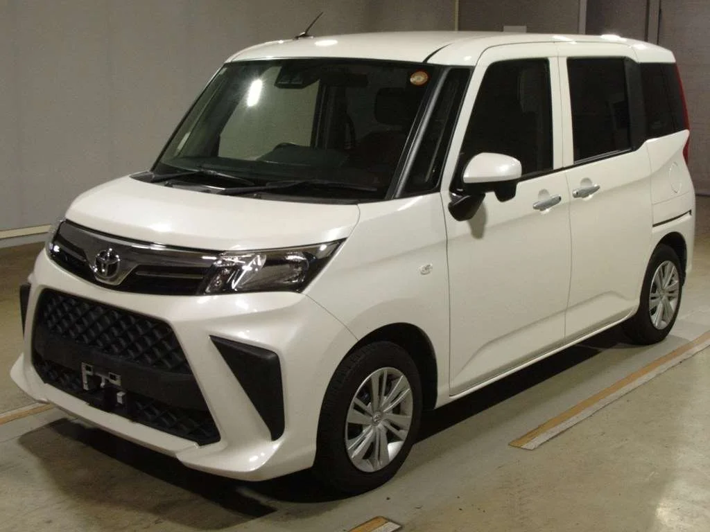 Toyota Roomy M900A 2021