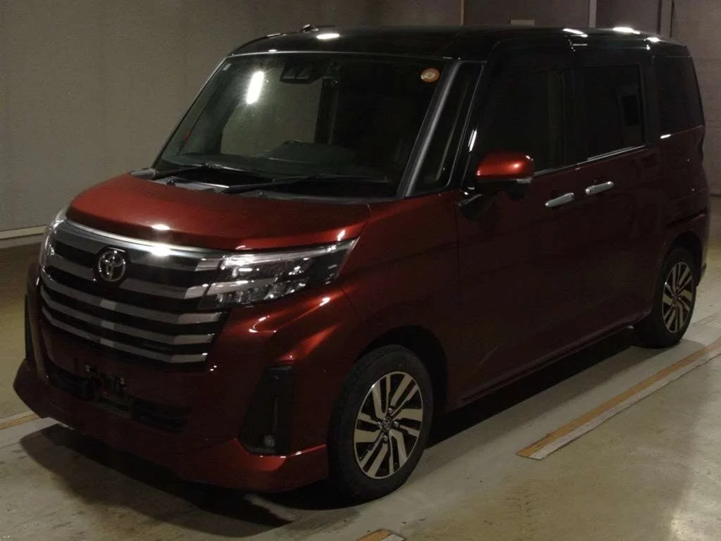 Toyota Roomy M900A 2022