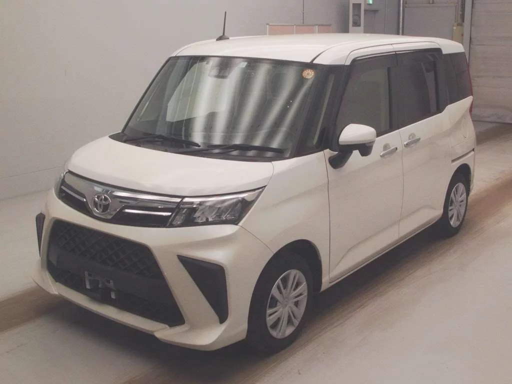 Toyota Roomy M900A 2023