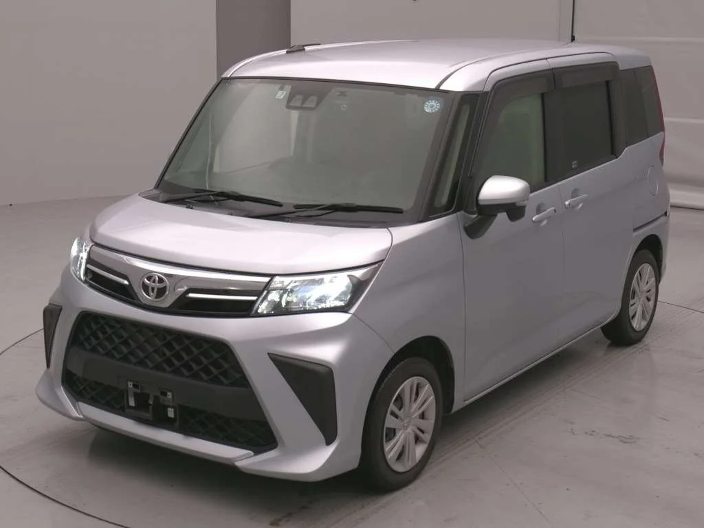 Toyota Roomy M900A 2023