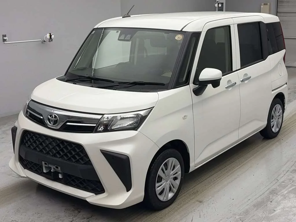 Toyota Roomy M900A 2022