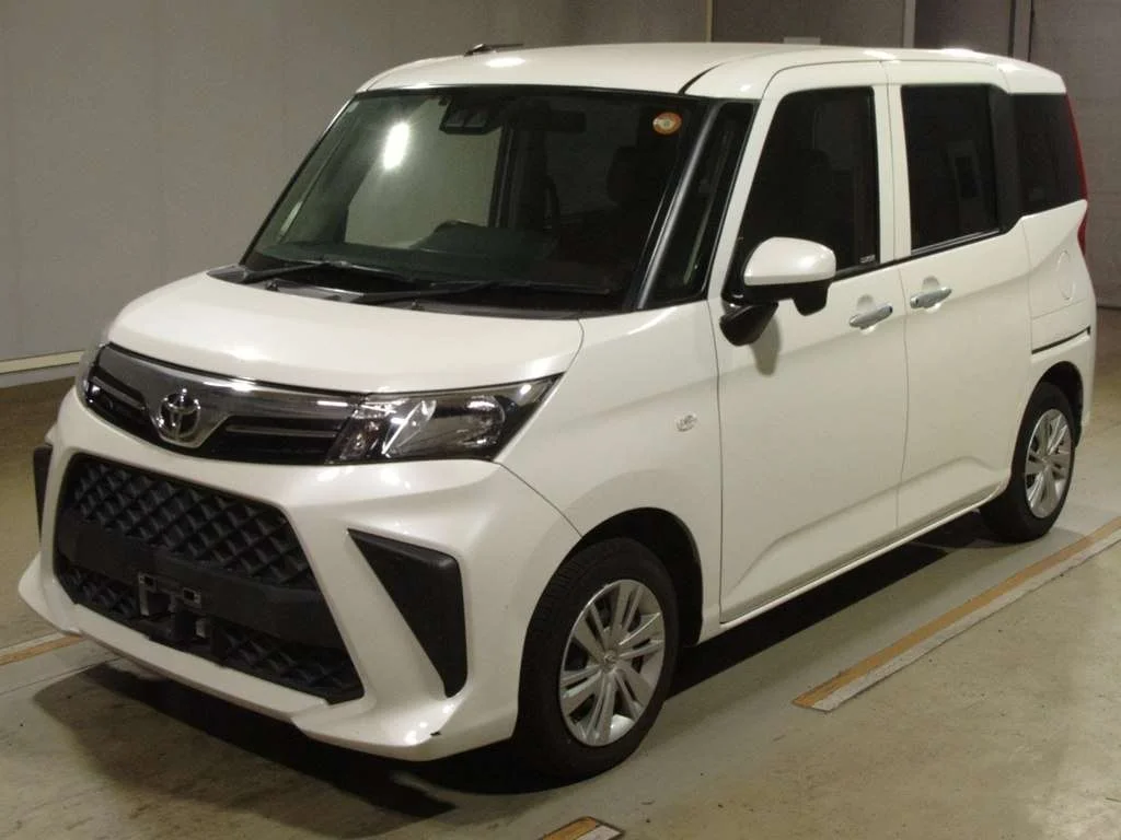 Toyota Roomy M900A 2021