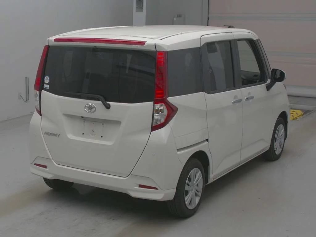Toyota Roomy M900A 2023