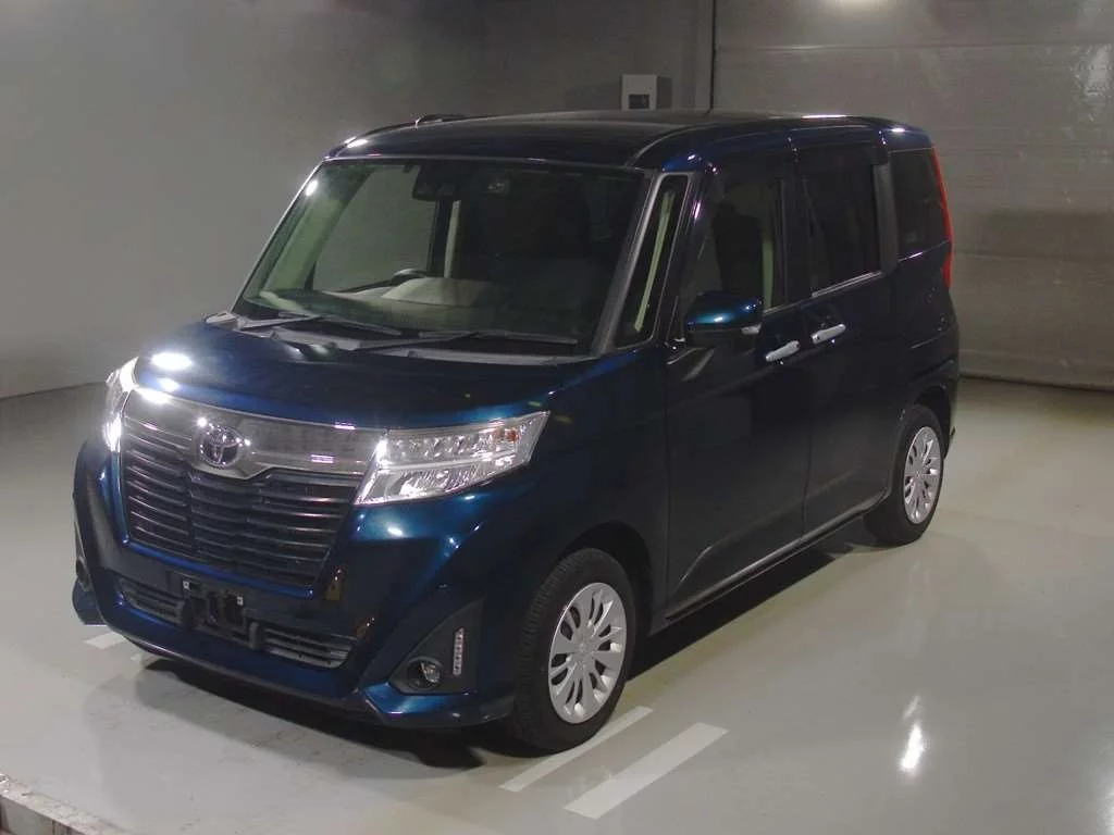 Toyota Roomy M900A 2018
