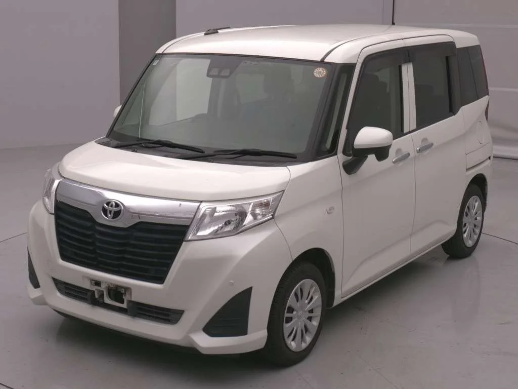 Toyota Roomy M900A 2020