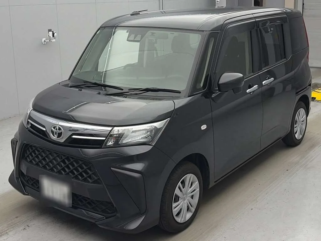 Toyota Roomy M900A 2024