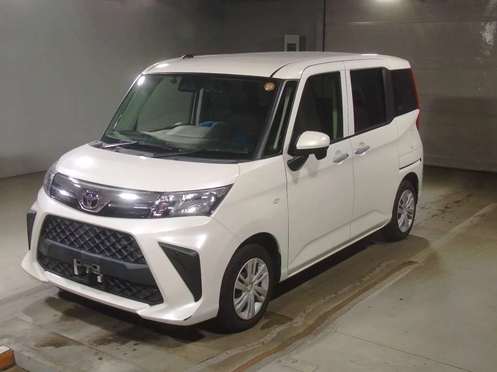Toyota Roomy M900A 2021