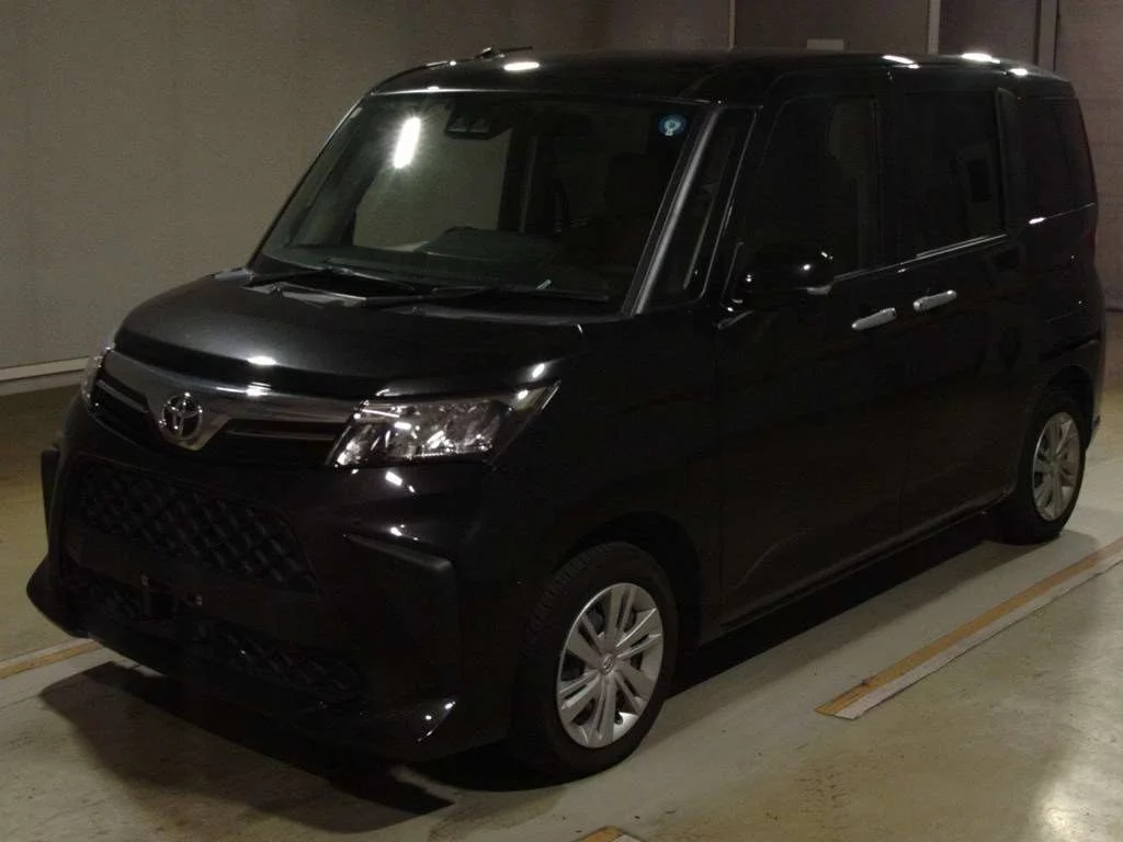 Toyota Roomy M900A 2023