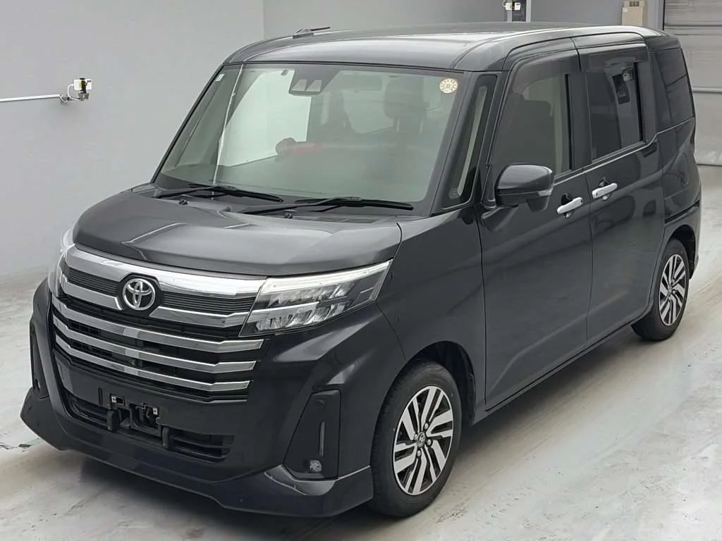 Toyota Roomy M910A 2021