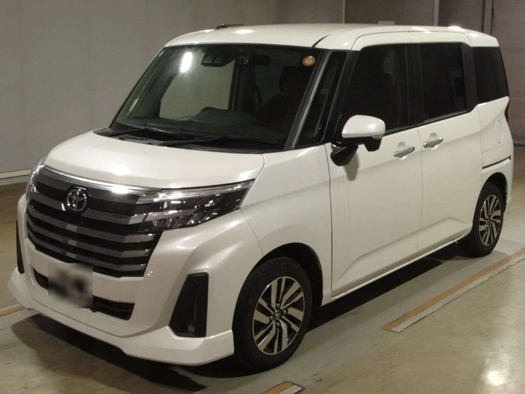 Toyota Roomy M900A 2023