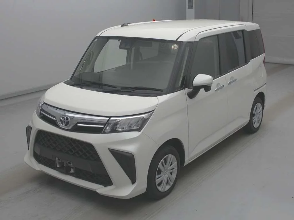 Toyota Roomy M900A 2023