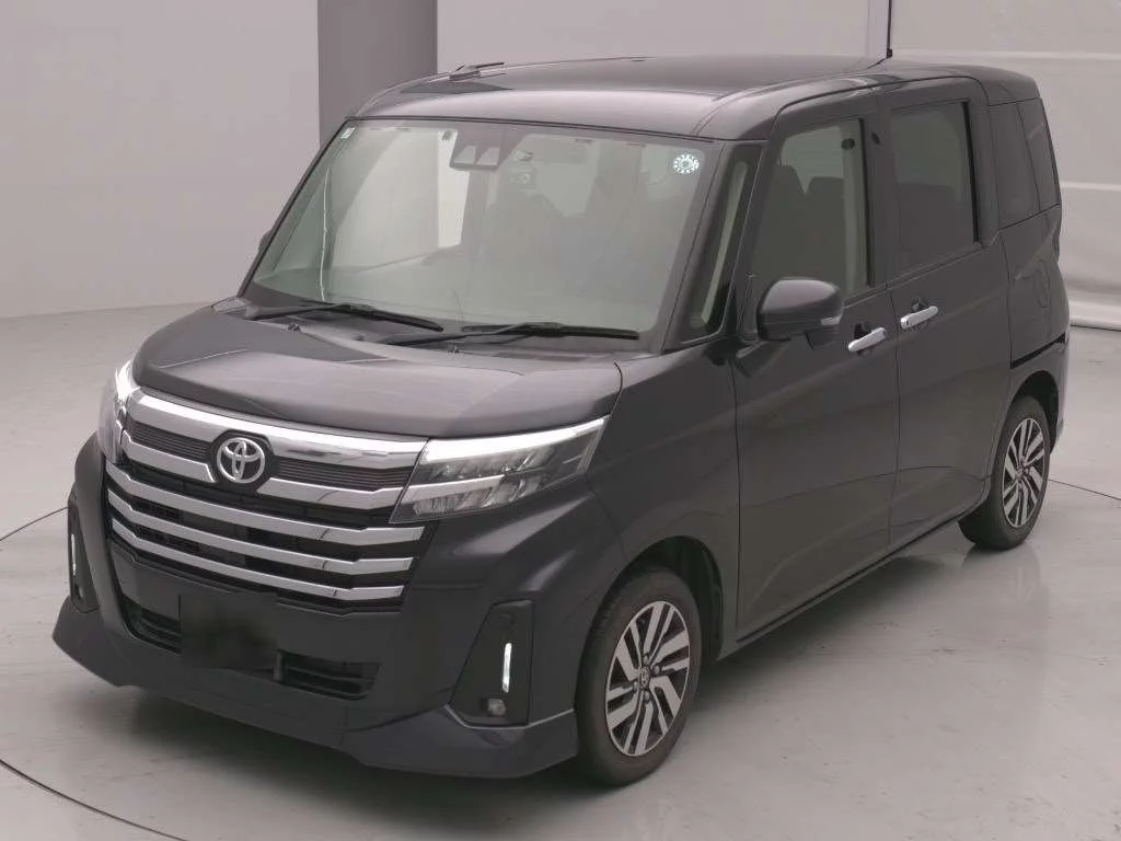 Toyota Roomy M900A 2023