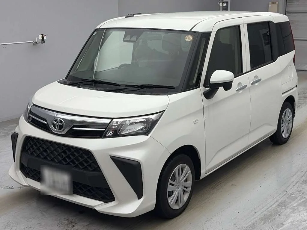 Toyota Roomy M900A 2024