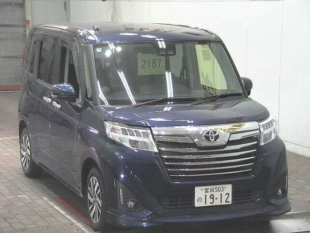 Toyota Roomy M900A 2019