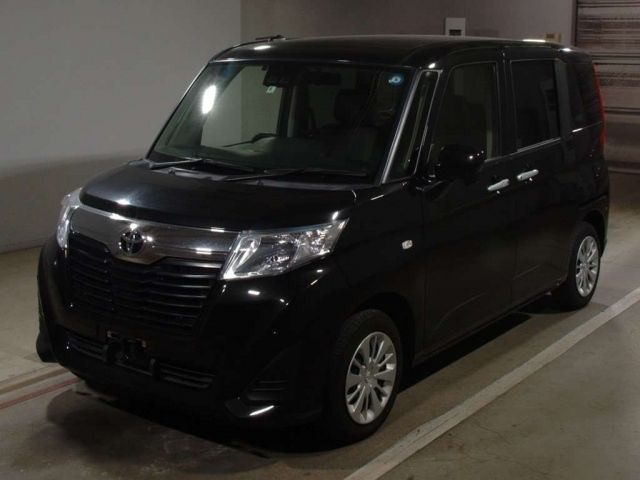 2196 Toyota Roomy M900A 2019 г. (TAA Chubu)